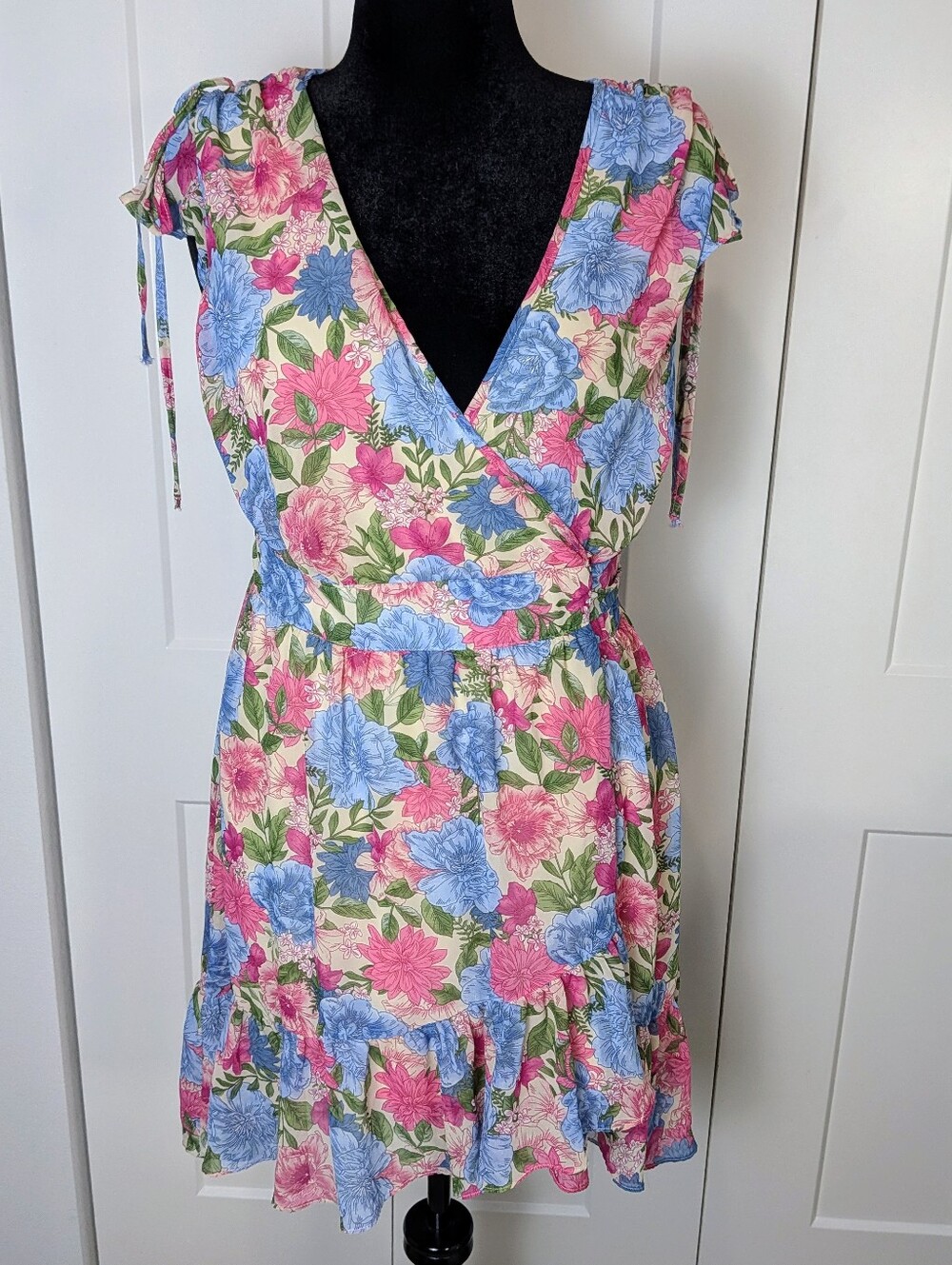Laundry by Shelli Segal Floral Wrap Dress Sz 12 Blue Pink V-Neck Ruffle Tie